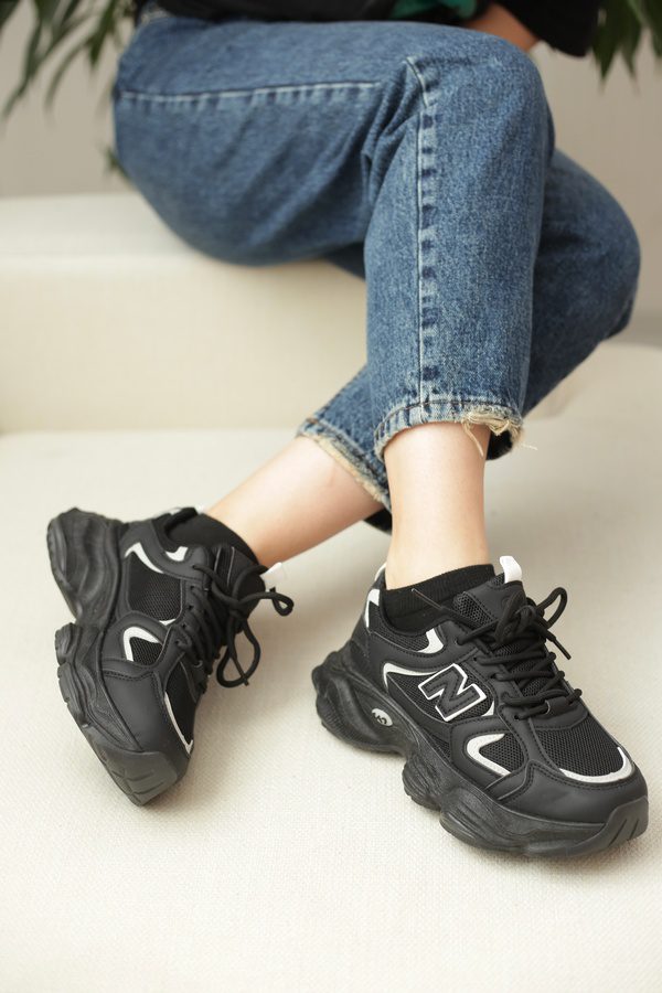 کتونی اسپرت زنانه نیو بالانس | مدل new balance M11078