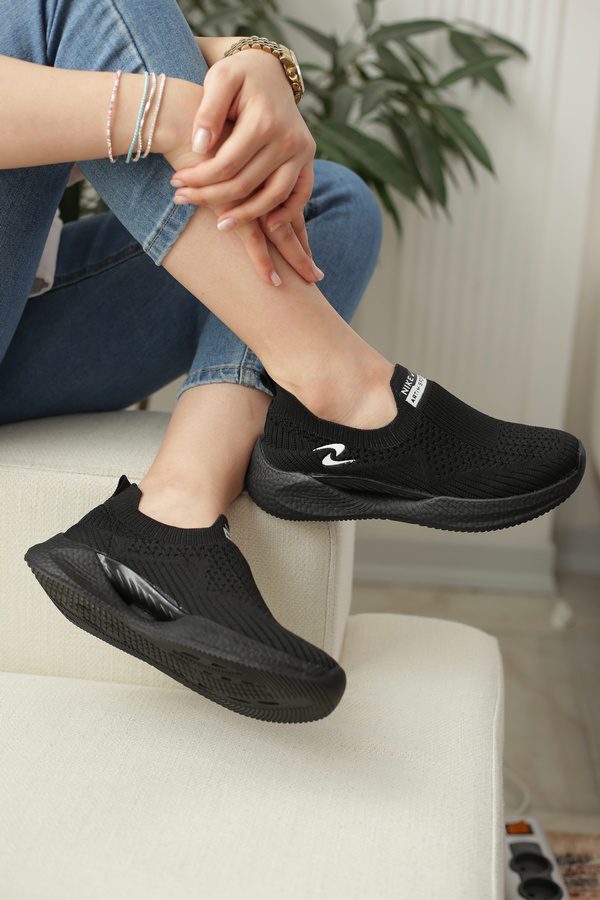 کتونی جورابی زنانه | نایک بافتی رنگ مشکی