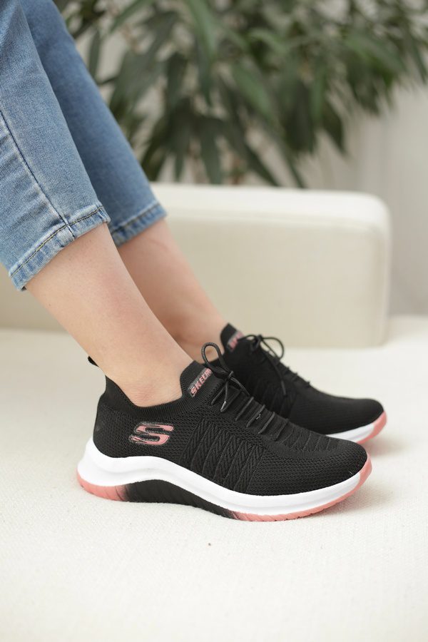 کتونی جورابی زنانه | مدل اسکیچرز بافتی زنانه skechers رنگ مشکی گلبهی