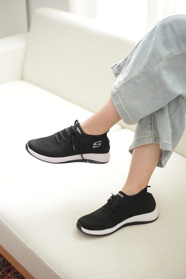 کتونی جورابی زنانه | مدل اسکیچرز زنانه Sketchers رنگ مشکی