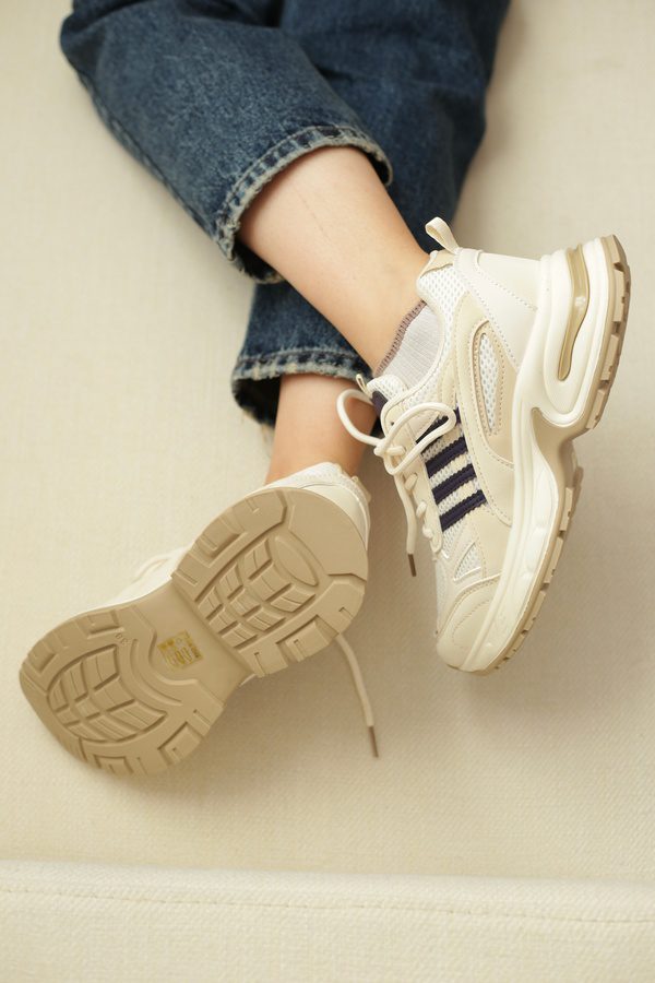 کتونی اسپرت زنانه | کد SP3561 رنگ بژ آبی