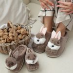 پاپوش خزدار جلو بسته | مدل خرگوش چشم باز رنگ قهوه ای