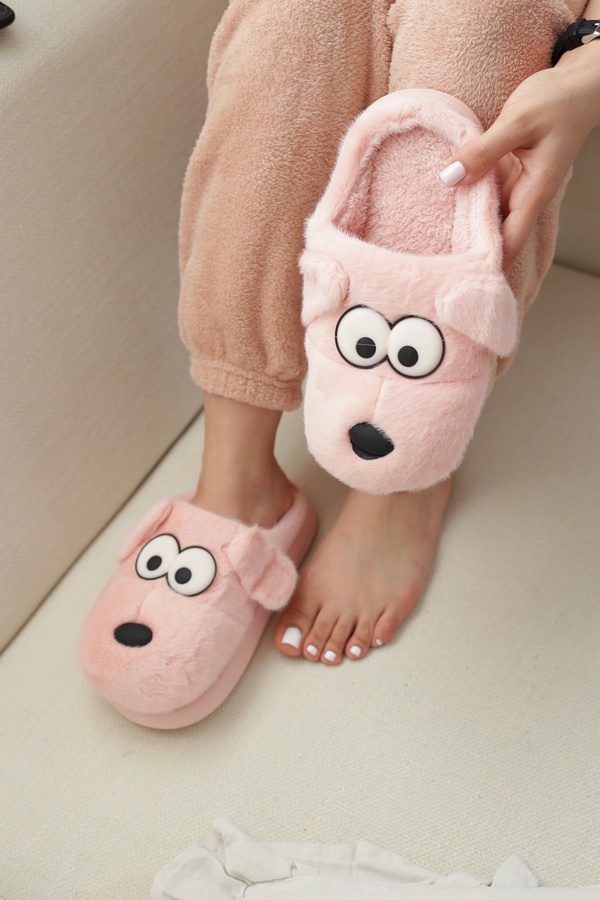 پاپوش جلو بسته خز دار میانه | مدل هاپو چشم درشت رنگ کالباسی