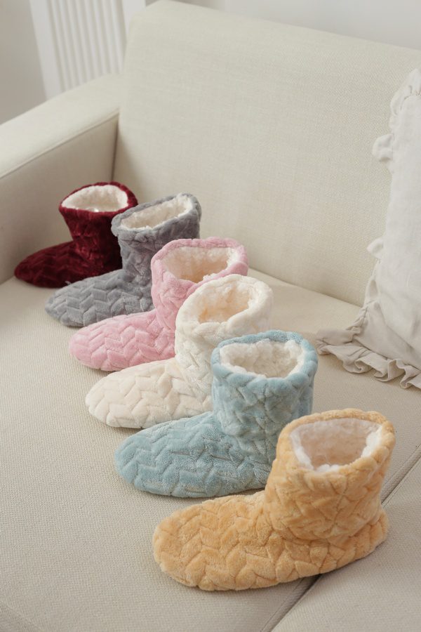 پاپوش خزدار ساقدار زنانه | مدل زیگزاگی