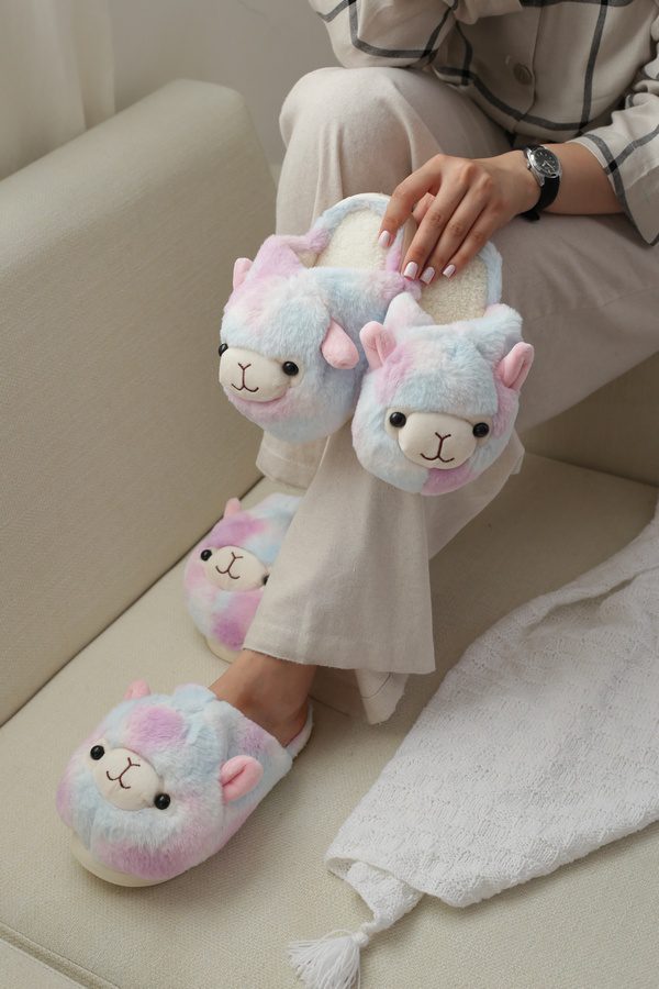 پاپوش خزدار جلو بسته | مدل لاما رنگ بنفش