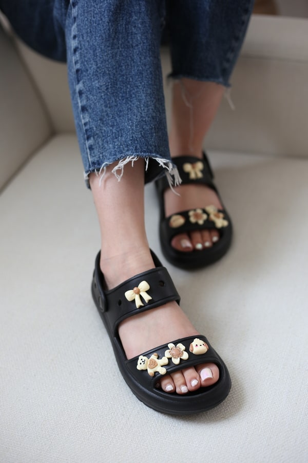 صندل کراکس زنانه | مدل کاتیا 332 رنگ مشکی