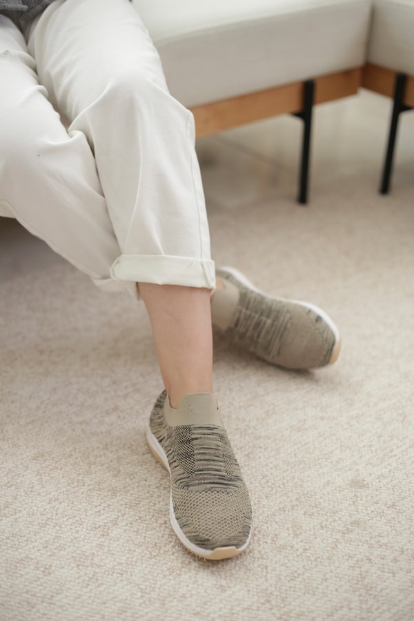 کتونی جورابی زنانه مدل اسکیچرز زنانه (کشی) skechers