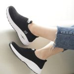 کتونی جورابی مدل اس بافتی زنانه skechers مشکی