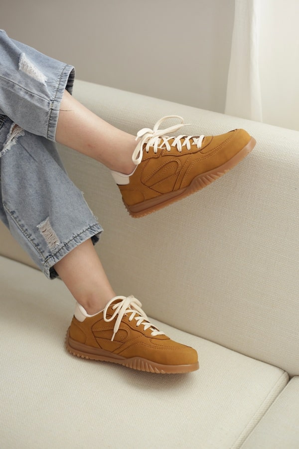 کتونی اسپرت زنانه مدل کامورس