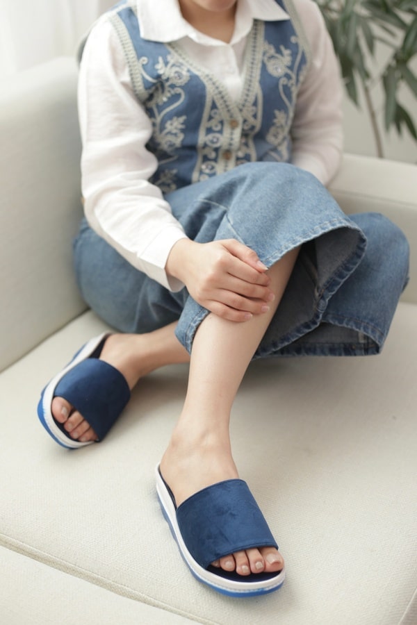 صندل طبی زنانه کد Z 558-100