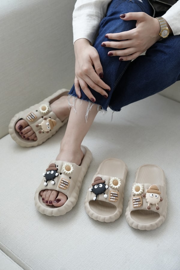 دمپایی سیلیکونی مدل سلنا کرم