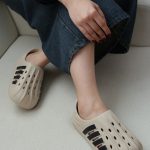 صندل کراکس زنانه مدل سامبا