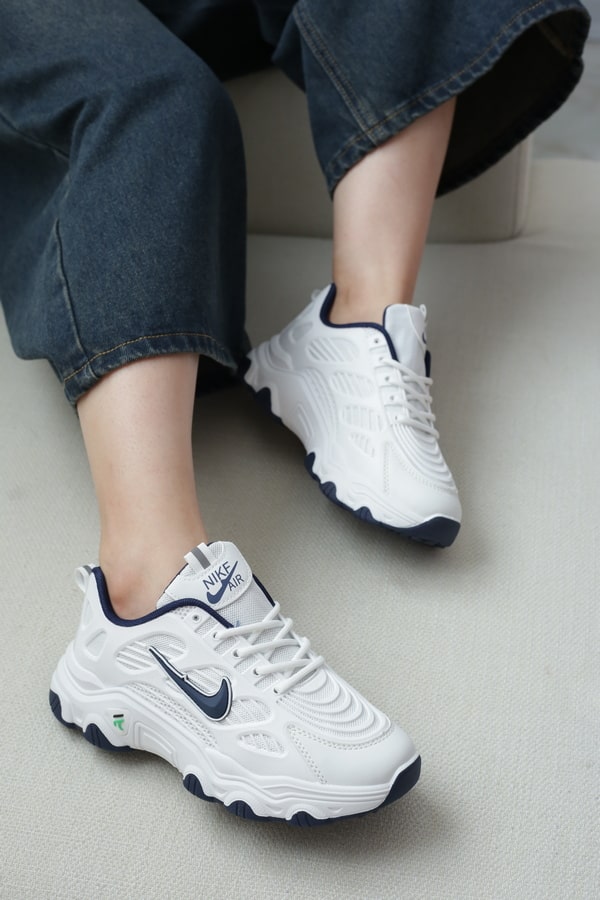 کتونی اسپرت زنانه نایکی مدل Nike M12200