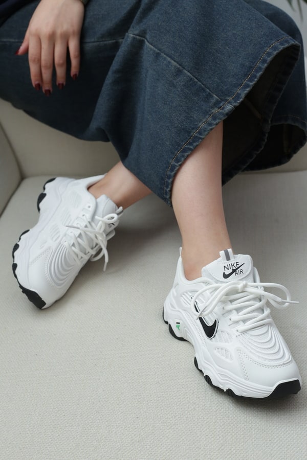 کتونی اسپرت زنانه نایکی مدل Nike M12200