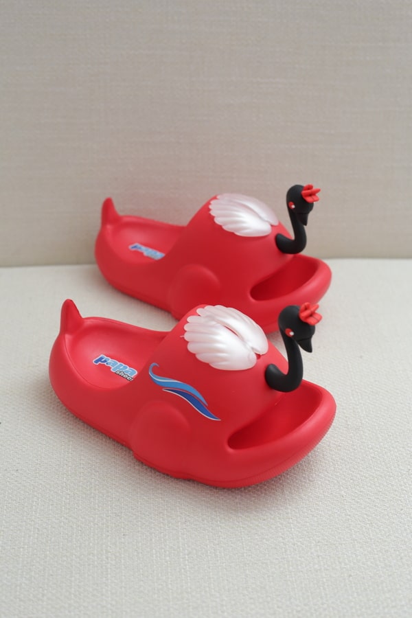 دمپایی سیلیکونی بچگانه مدل قو