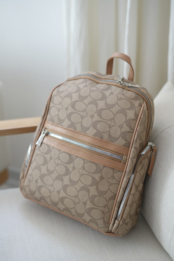 کوله دخترانه مدل کوله مارک