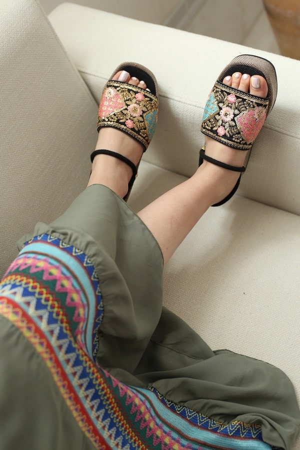 صندل رکابدار زنانه مدل سنتی خوشه گندم